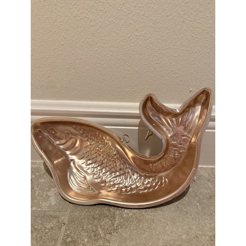 VTG 13" Copper Colored Fish Mold EUC 4 Cup Jello Cake Pan Wall Hanging Decor